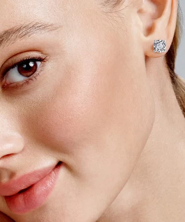 How to Choose the Perfect Pair of Stud Earrings: A Complete Guide